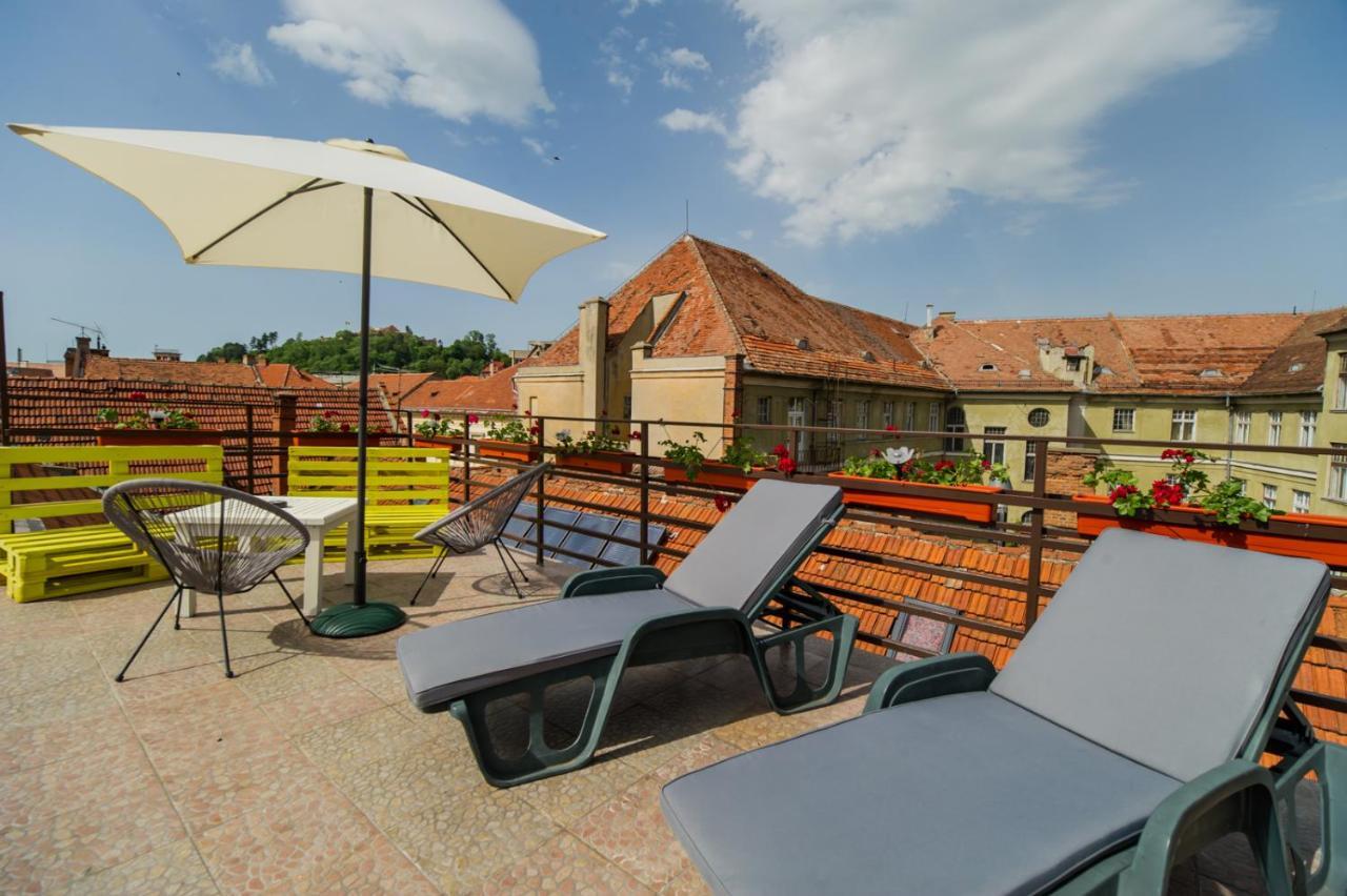 Rooftop Central Apartment Braşov Eksteriør bilde
